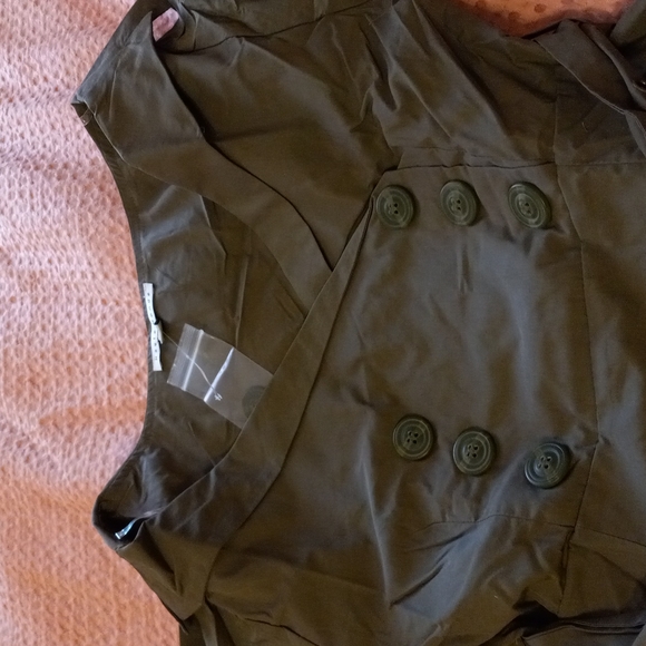 HAUTE MONDE - Picture 2 of 4